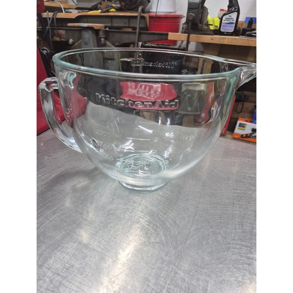 KitchenAid 5 Quart Glass Bowl With Handle Pour Spout & Lid Tilt Head Mixer - Picture 1 of 8